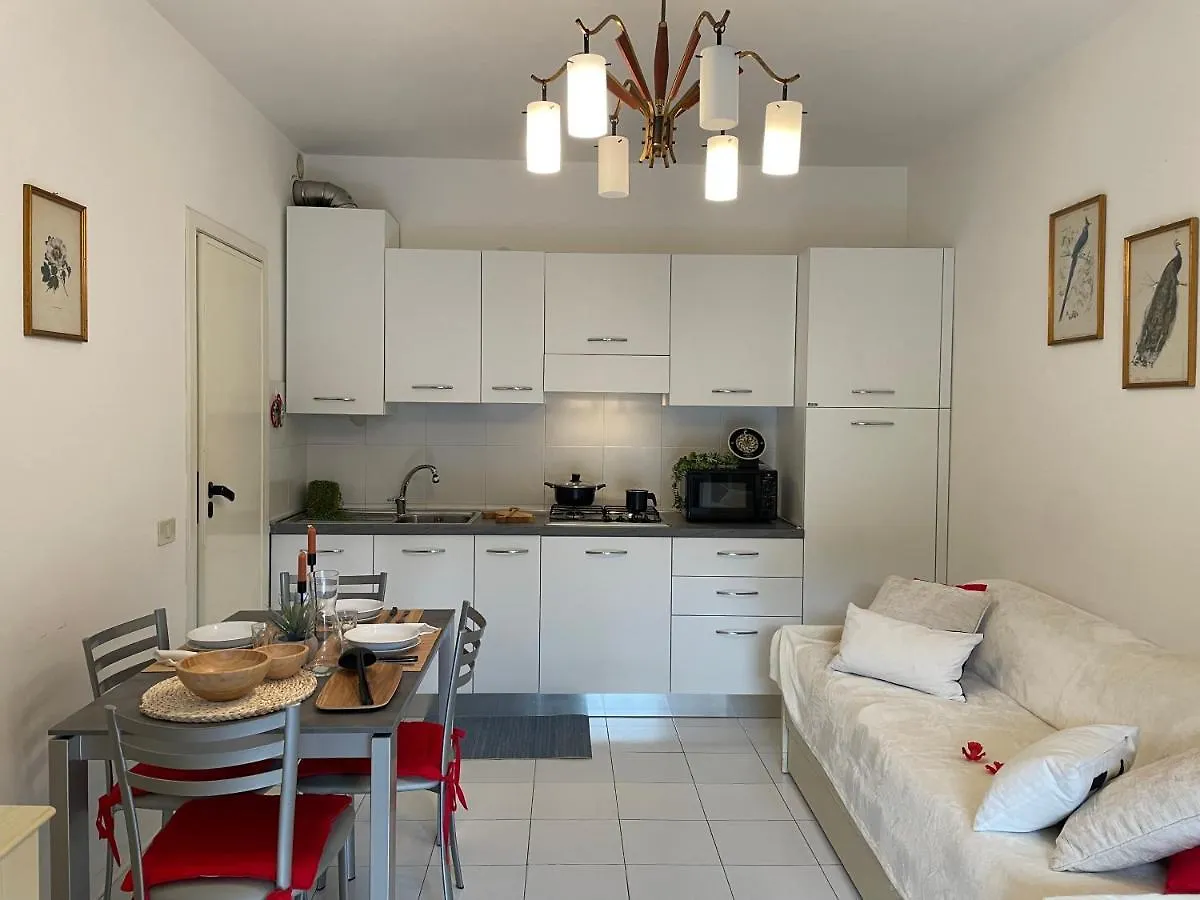 Relax In Piscina - Free Parking E Ampio Giardino Apartment Loano